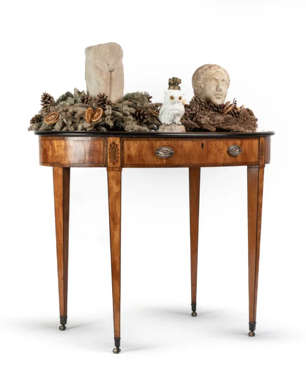 SHERATON PERIOD SATINWOOD OVAL WRITING TABLE C1790